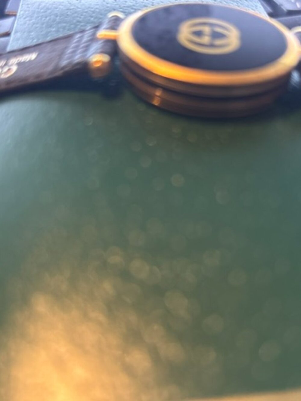 Vintage 1990's Women's Gucci Watch - Picture 4 of 4